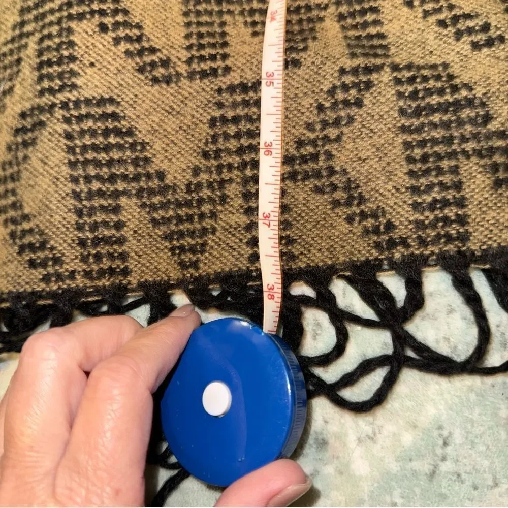Michael Kors chic scarf