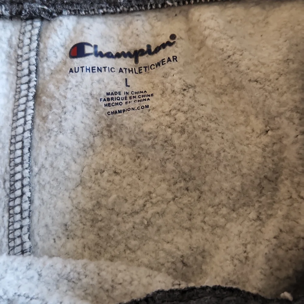 Champion closed bottom