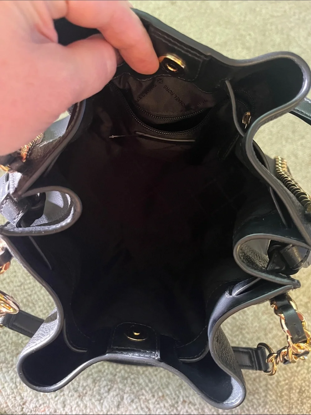 Michael Kors sophisticated michael