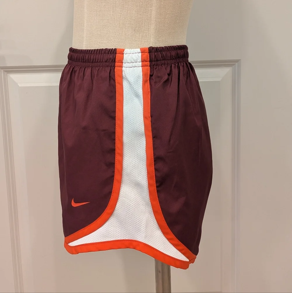 Nike tempo running