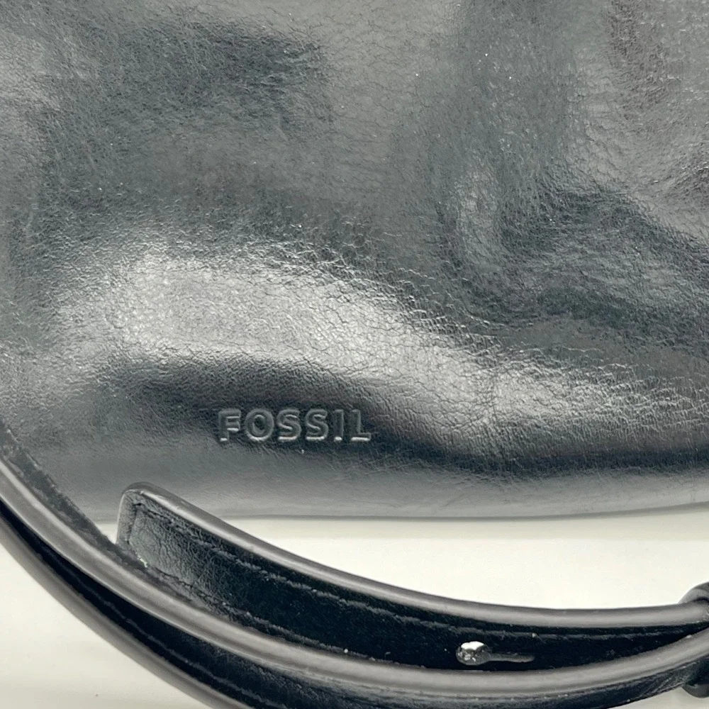 Fossil very clean