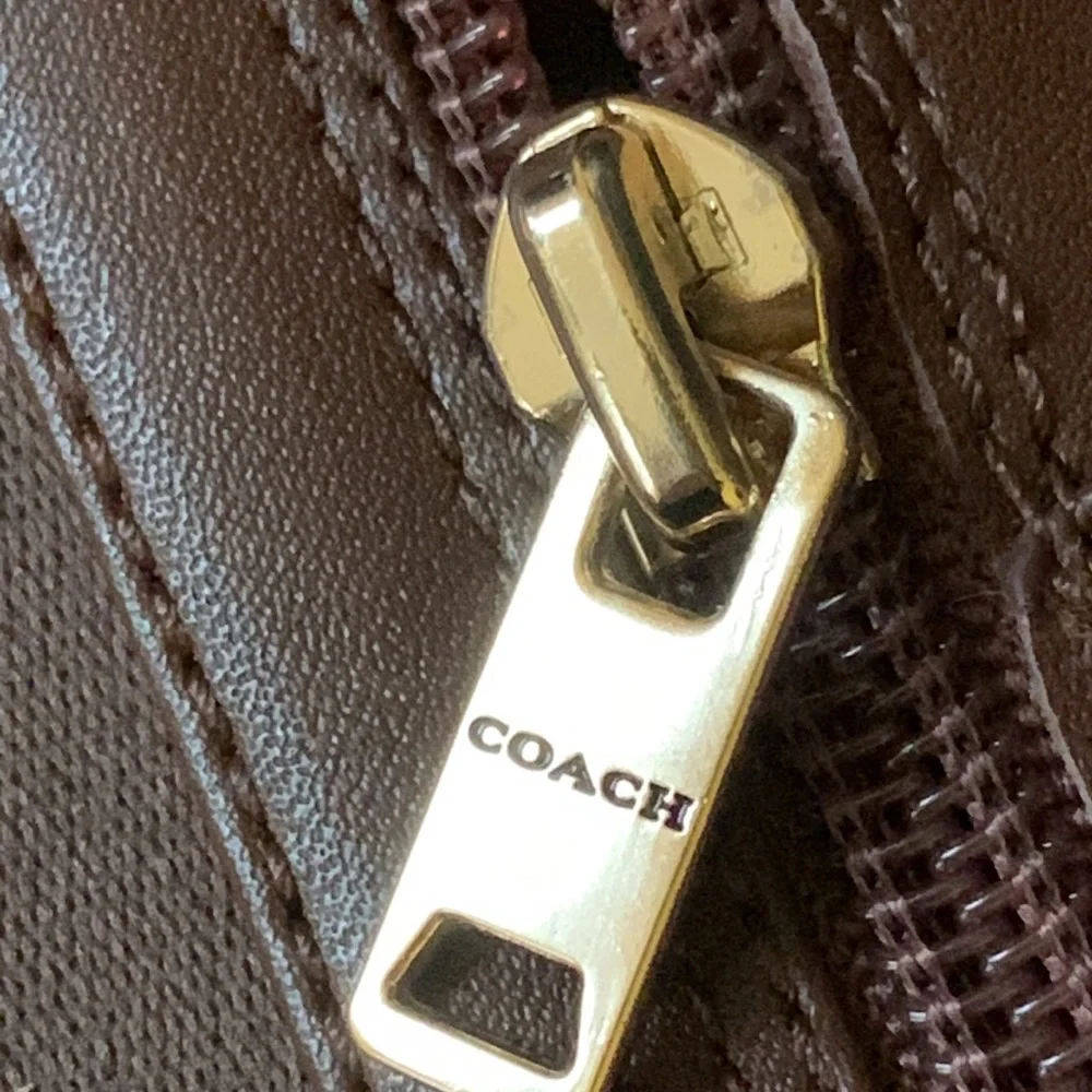 Coach •• new