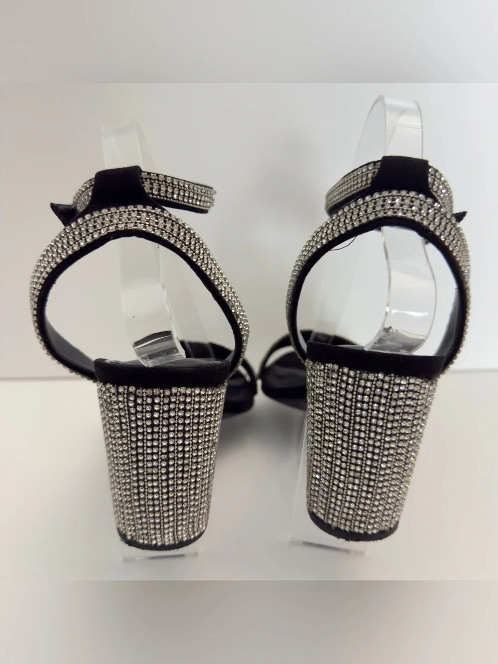 Gianni Bini chic black