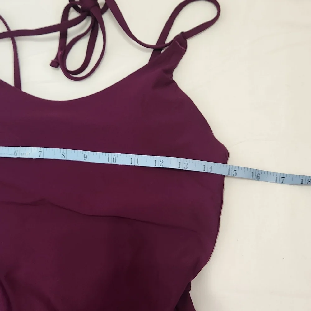 Athleta keyhole one
