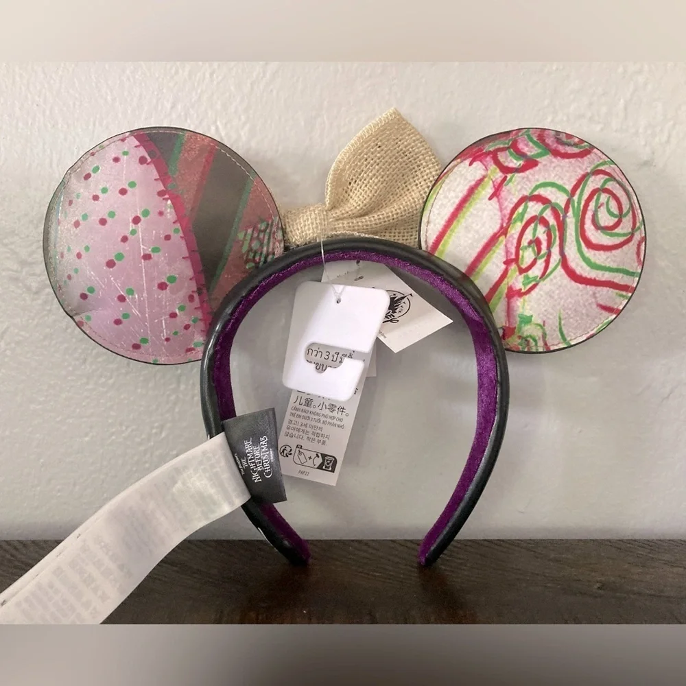 Disney nwt theme