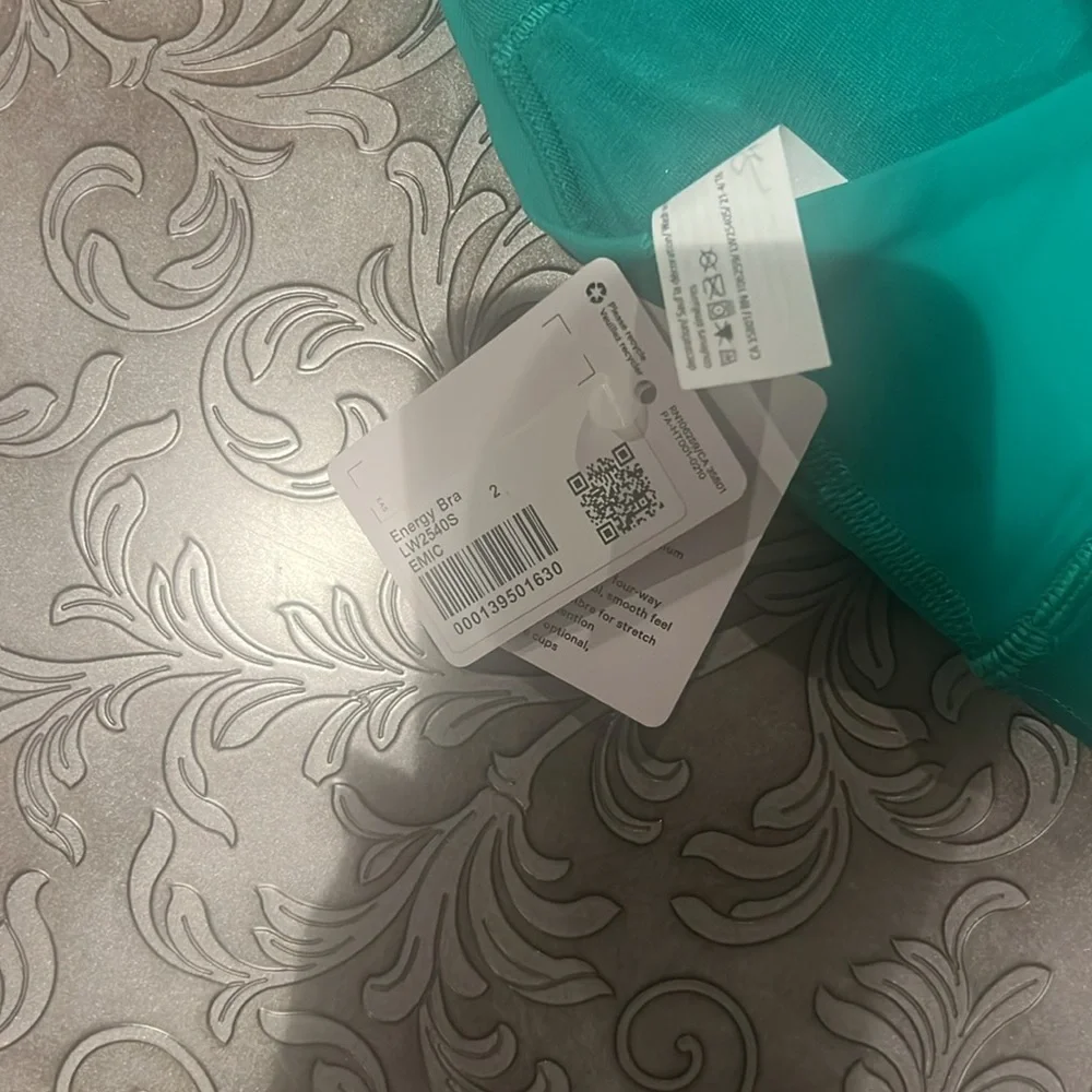 NWT 🍋 Lululemon Emerald Ice Energy Bra Size 2