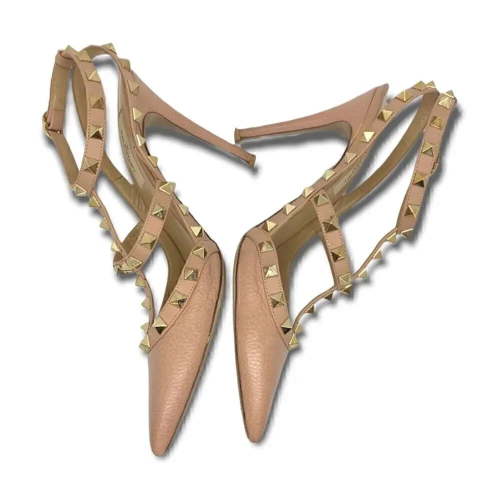 Valentino Garavani Rockstud pumps