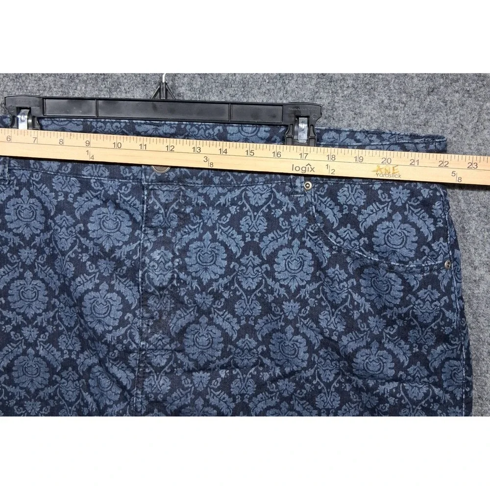 CJ Banks Women 22W Blue Damask Floral‎ Denim Mini Skirt Stretch Plus Size