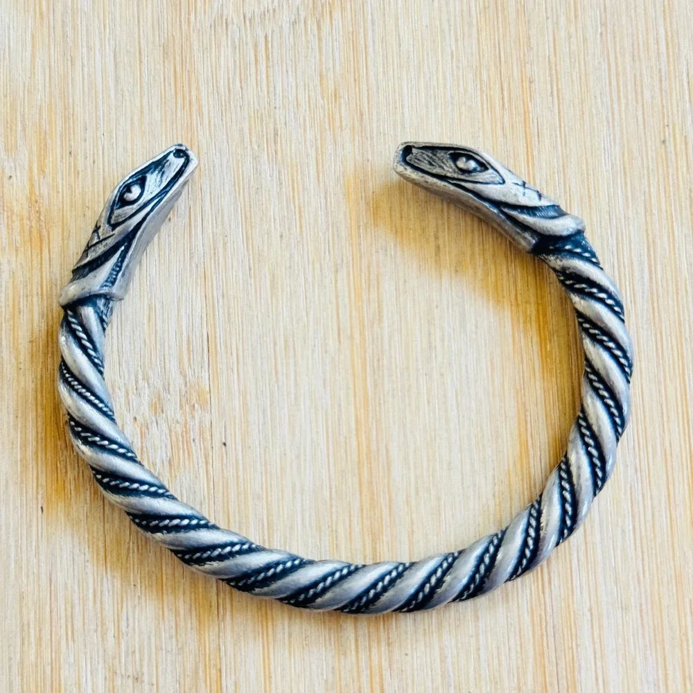 N/A viking style