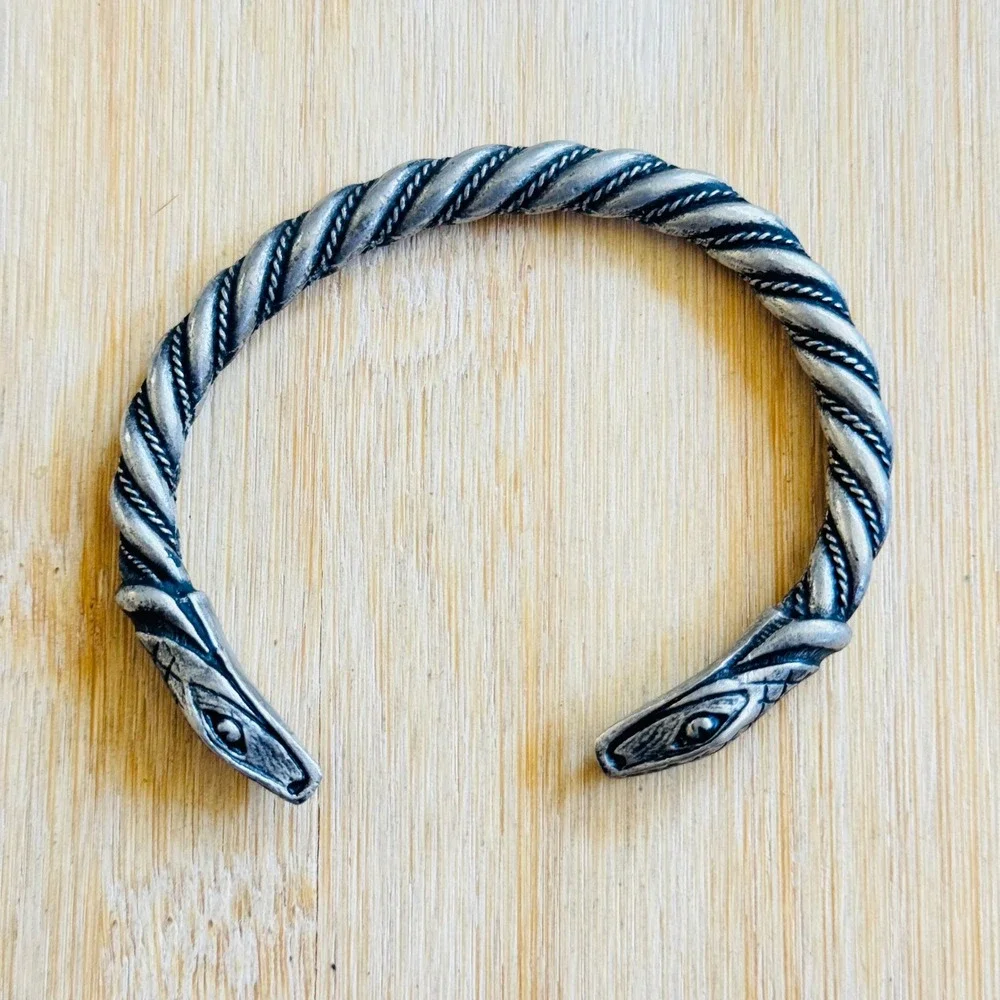 N/A viking style