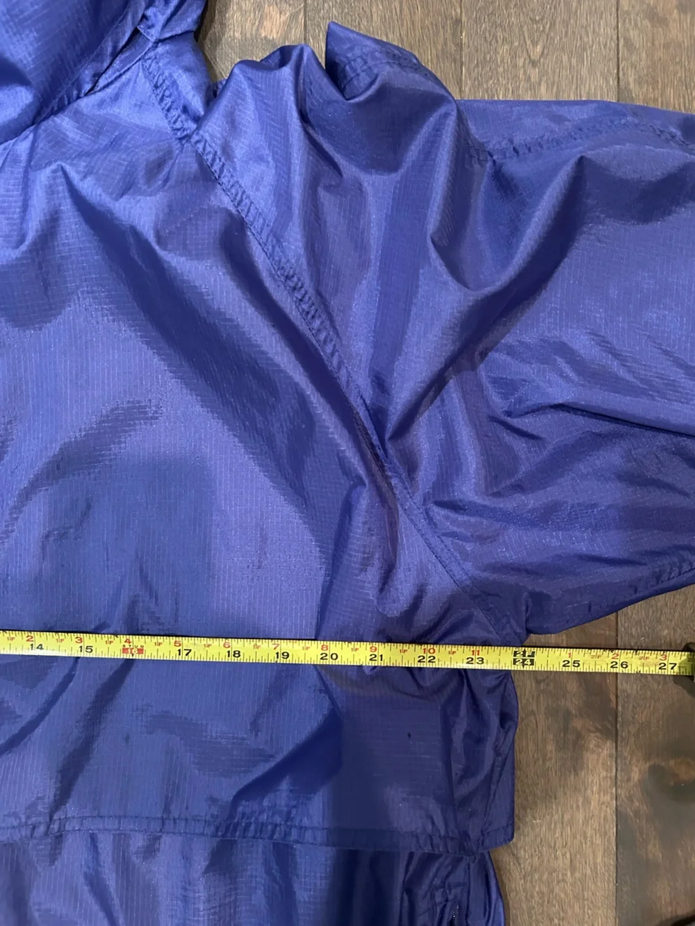 Eddie Bauer lightweight windbreaker
