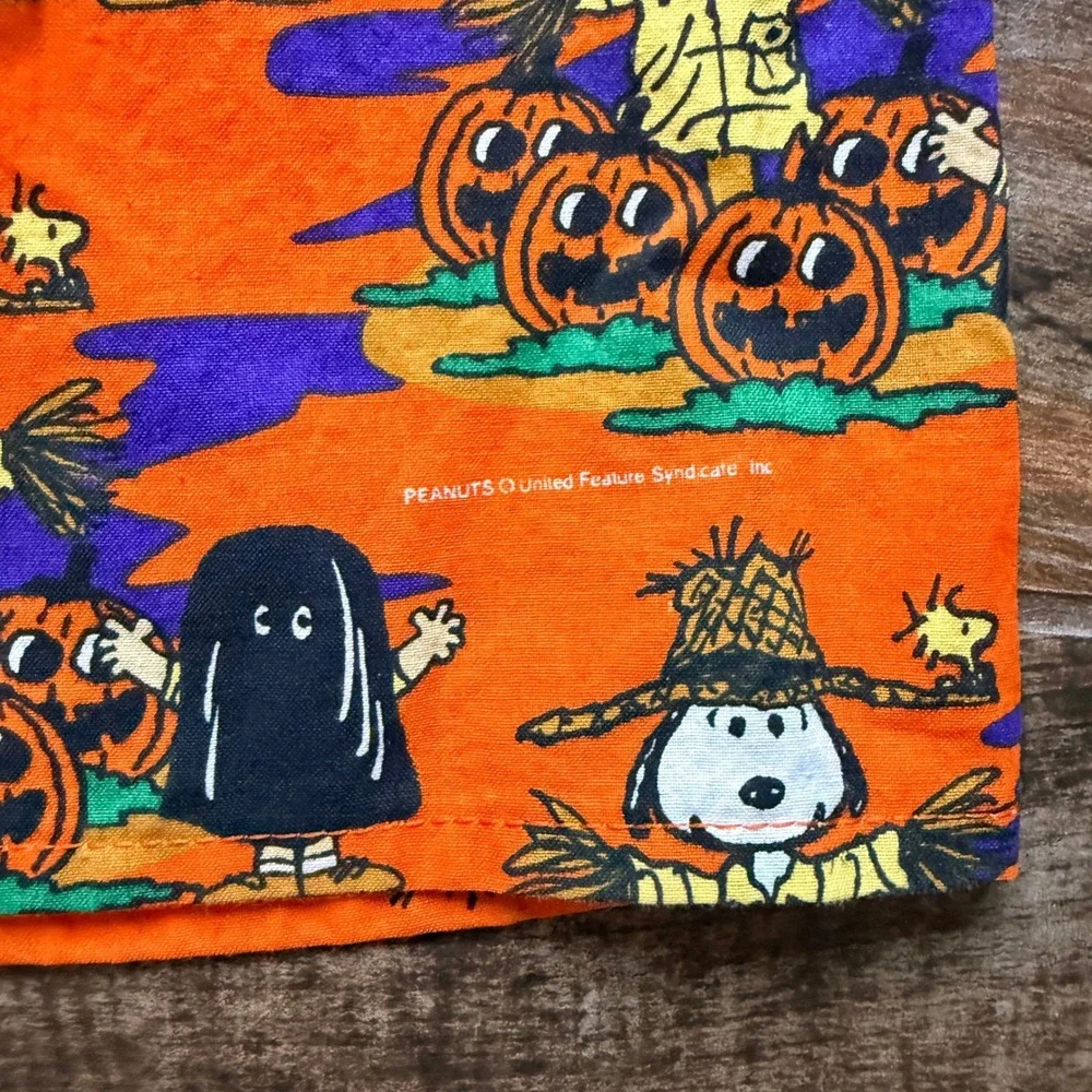Sideline Apparel peanuts sideline
