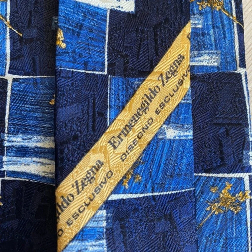 Ermenegildo Zegna silk upscale 100%
