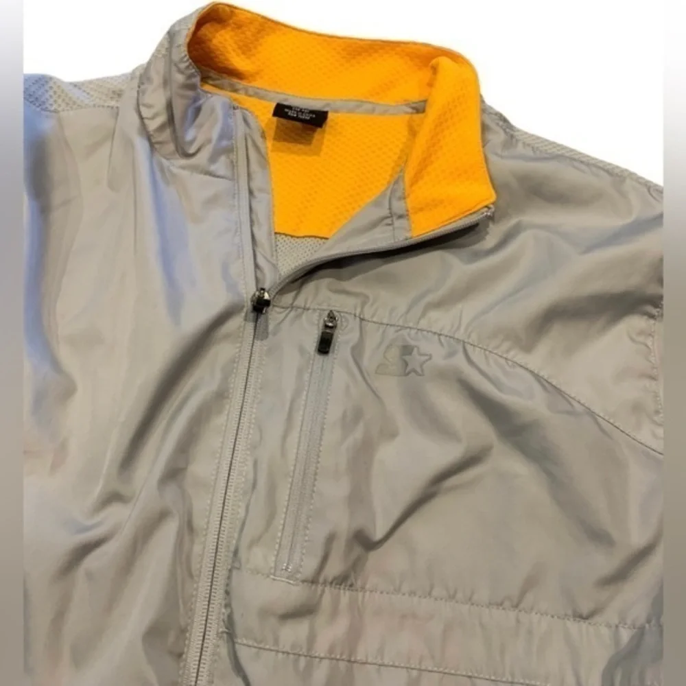 STARTER athletic windbreaker