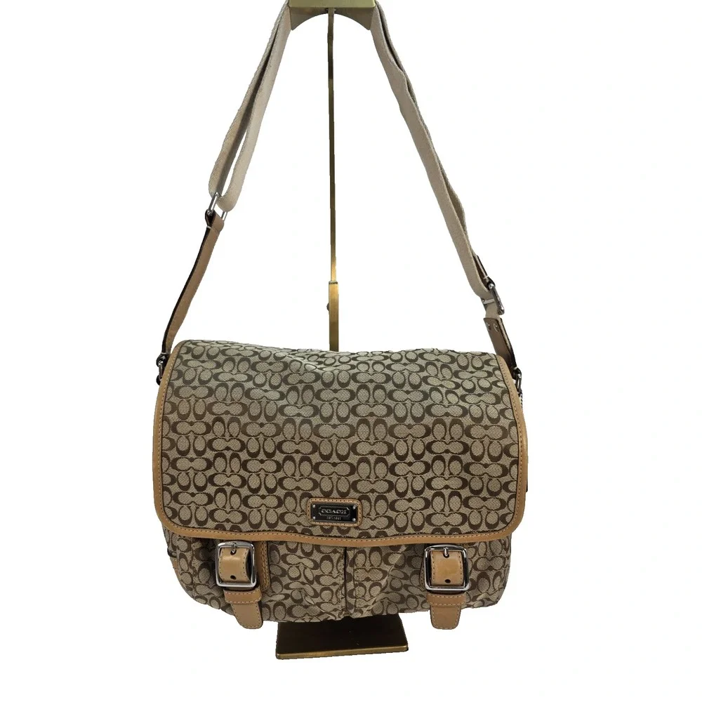 Coach Signature Messenger Shoulder Crossbody bag E1069-F70283‎