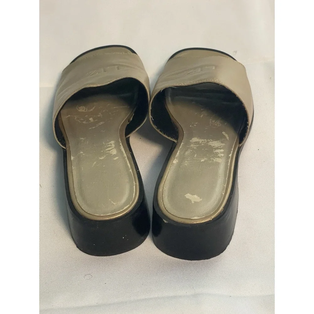 Liz Claiborne product pair