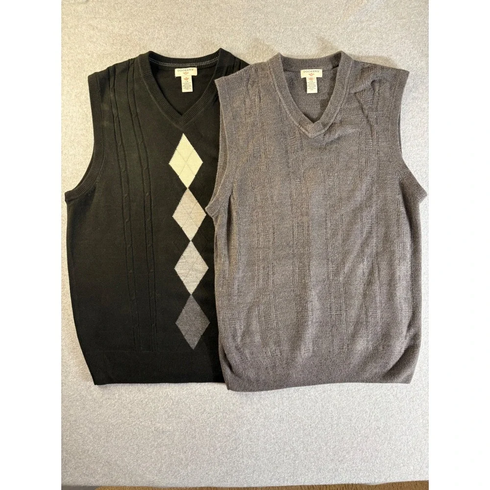 Dockers grid outfits