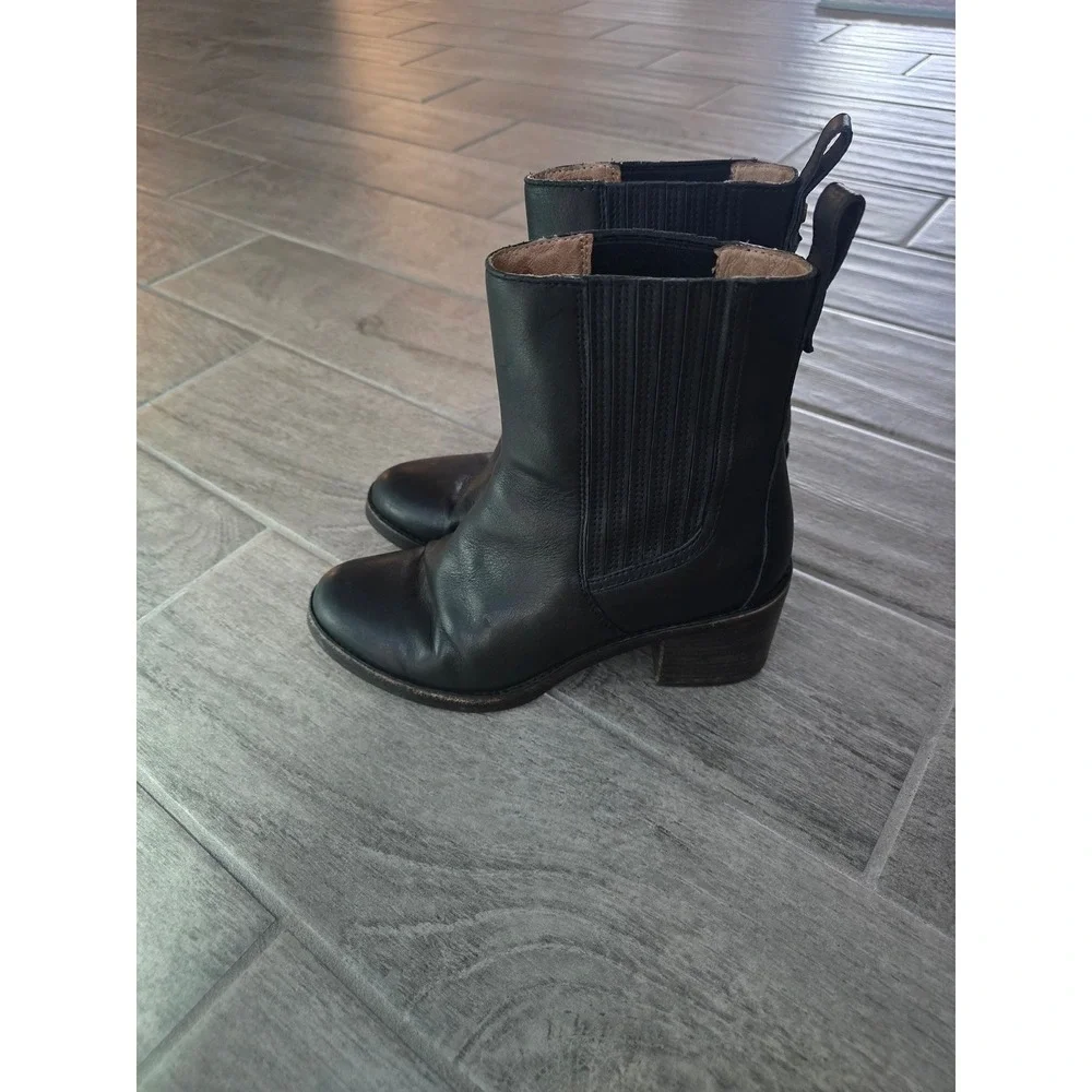 UGG black leather
