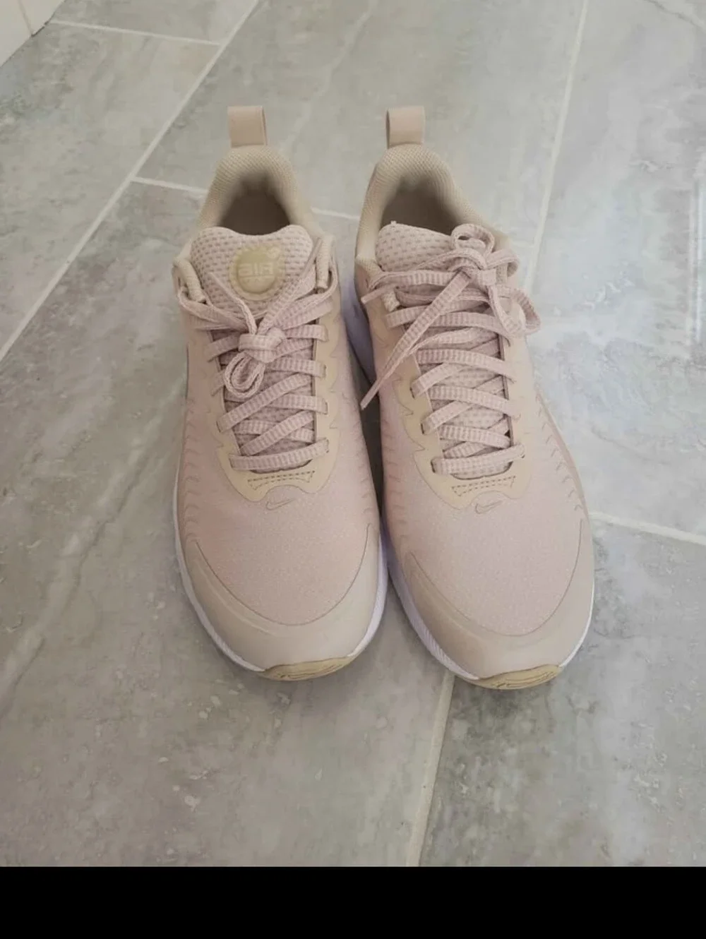 Nike women lightweight