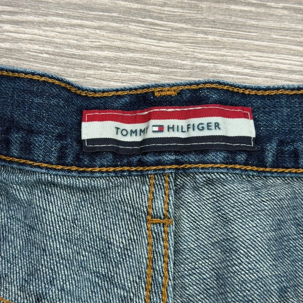 Tommy Hilfiger item tommy