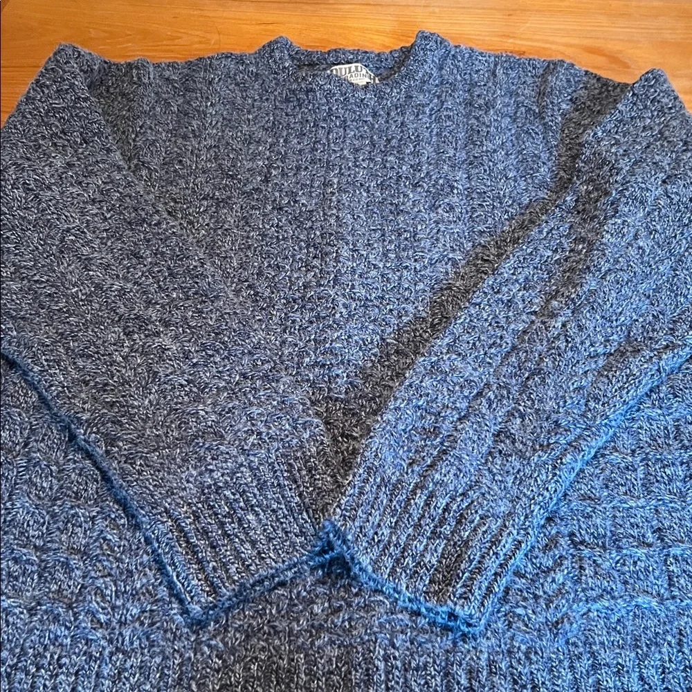 Duluth Trading Co made 5” across