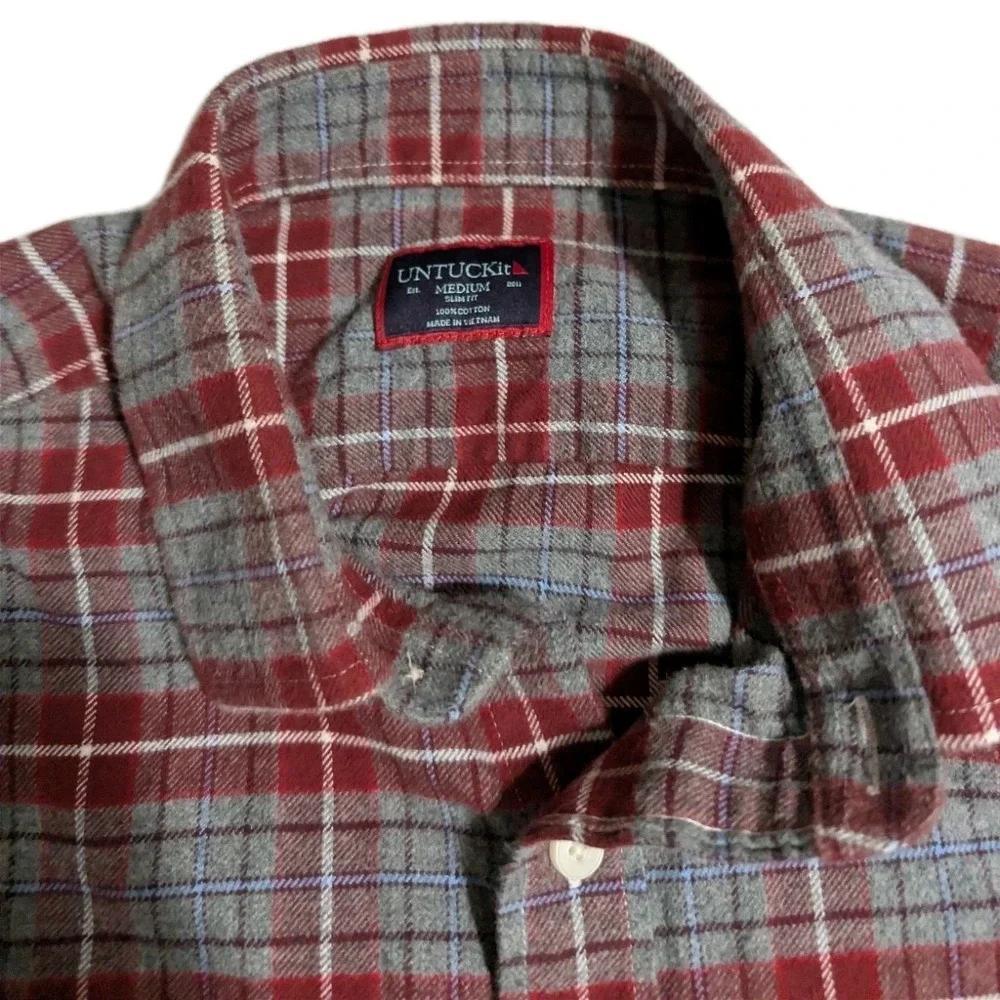UNTUCKit sharp looking