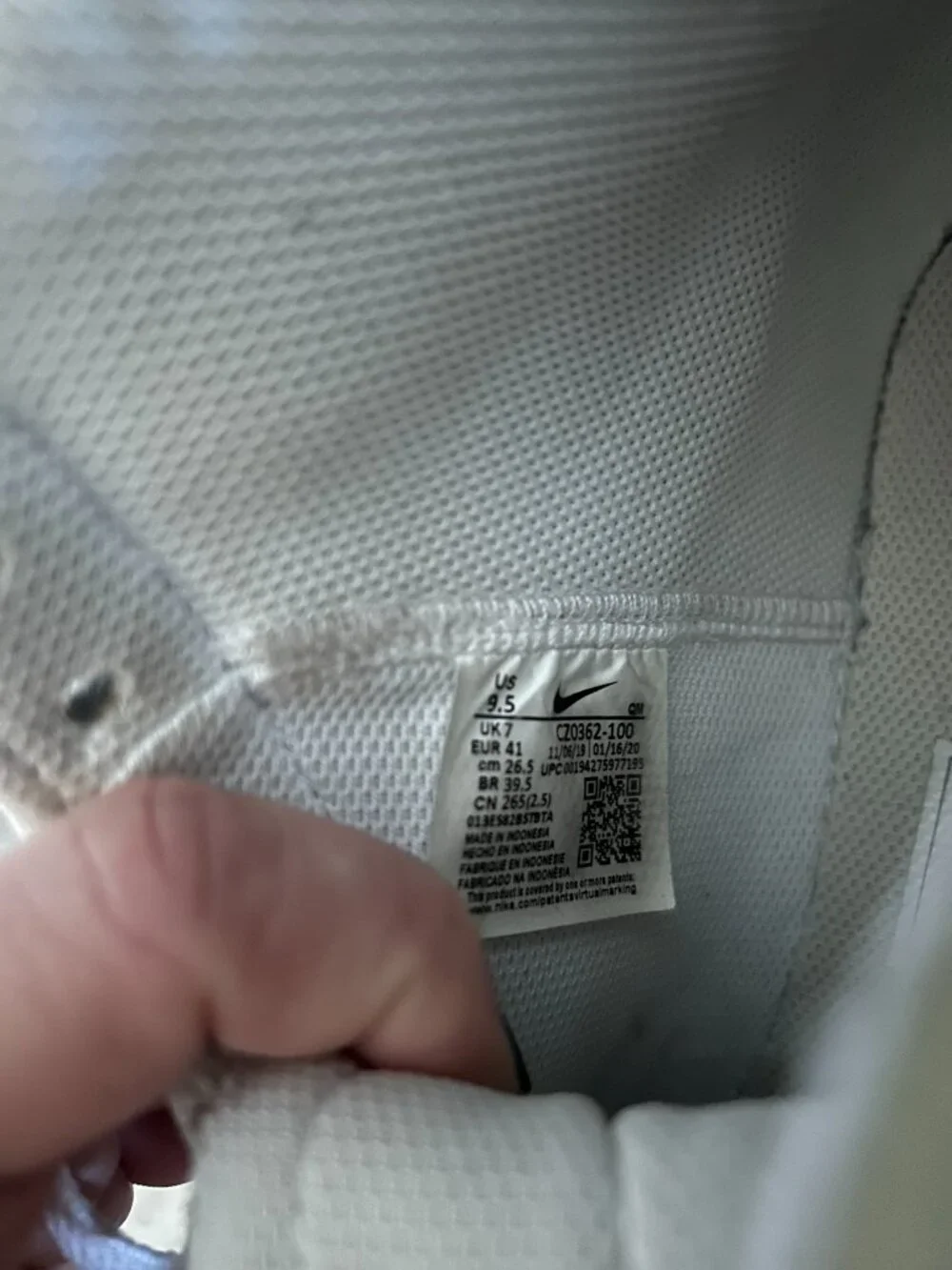 Nike pair men