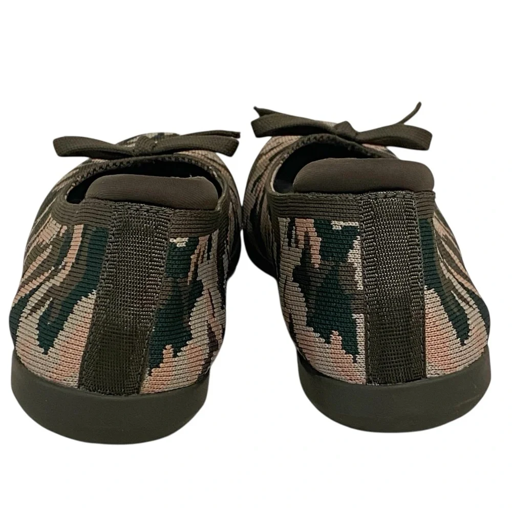 Clarks green washable
