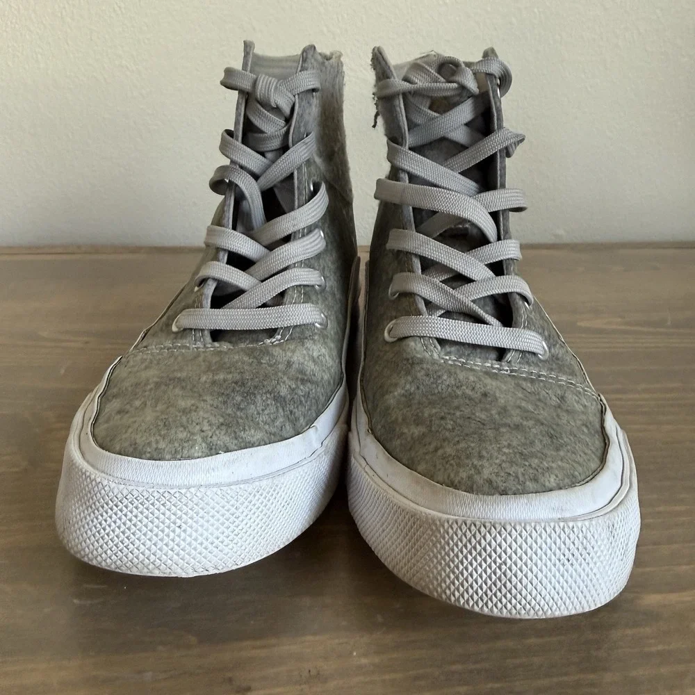 Converse good used