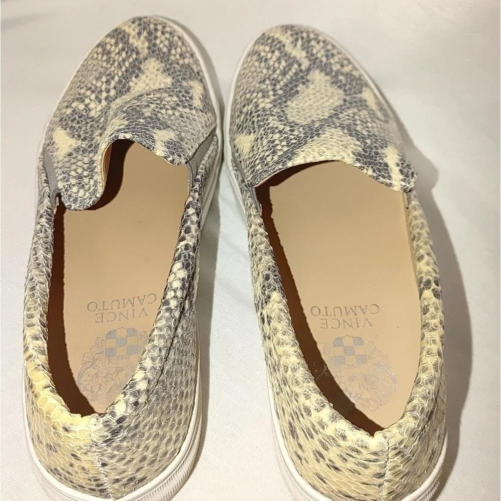 Vince Camuto pre owned
