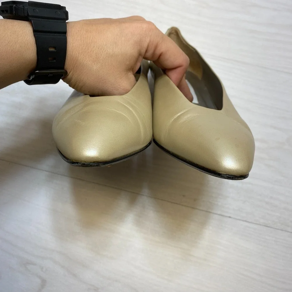 Amalfi woman heel description