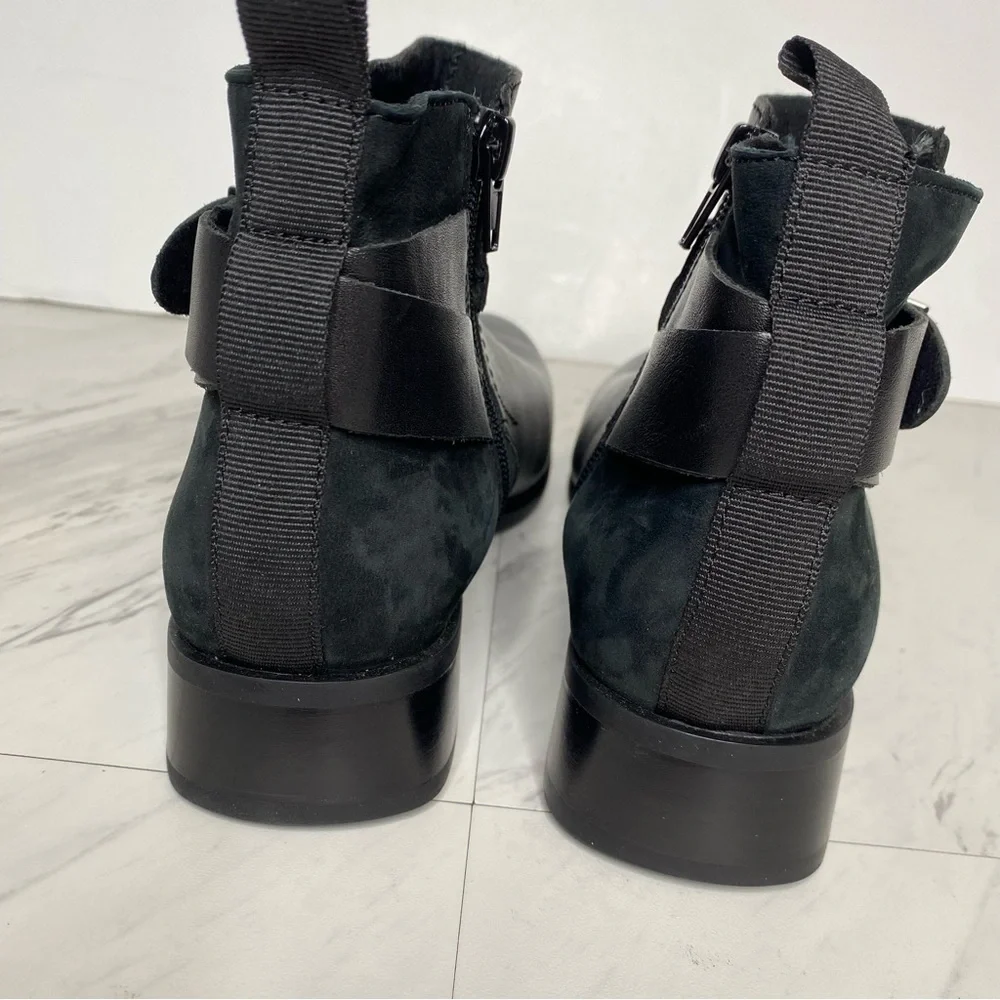 Munro black leather