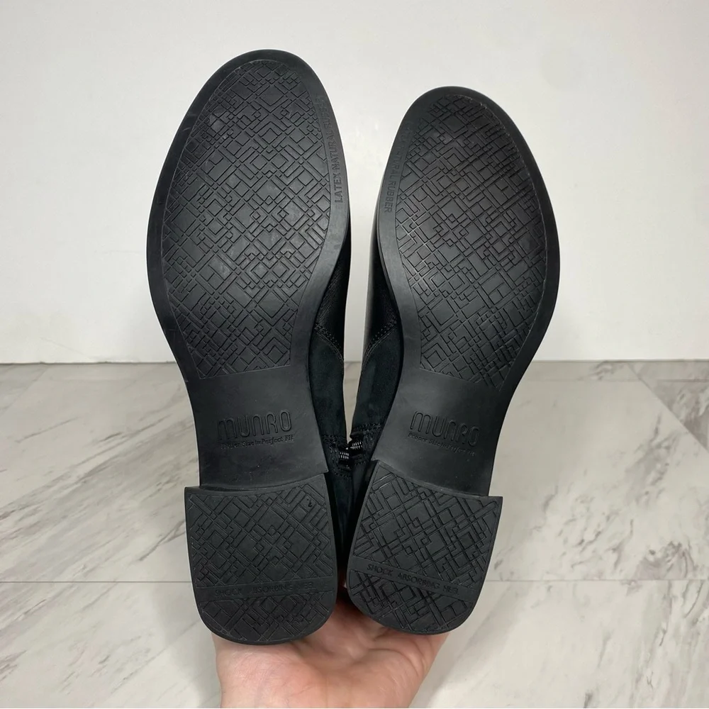 Munro black leather