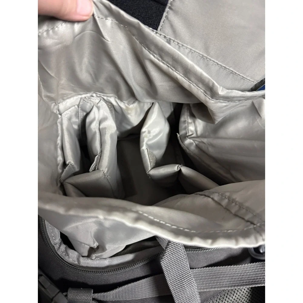 Lowepro photo hatchback