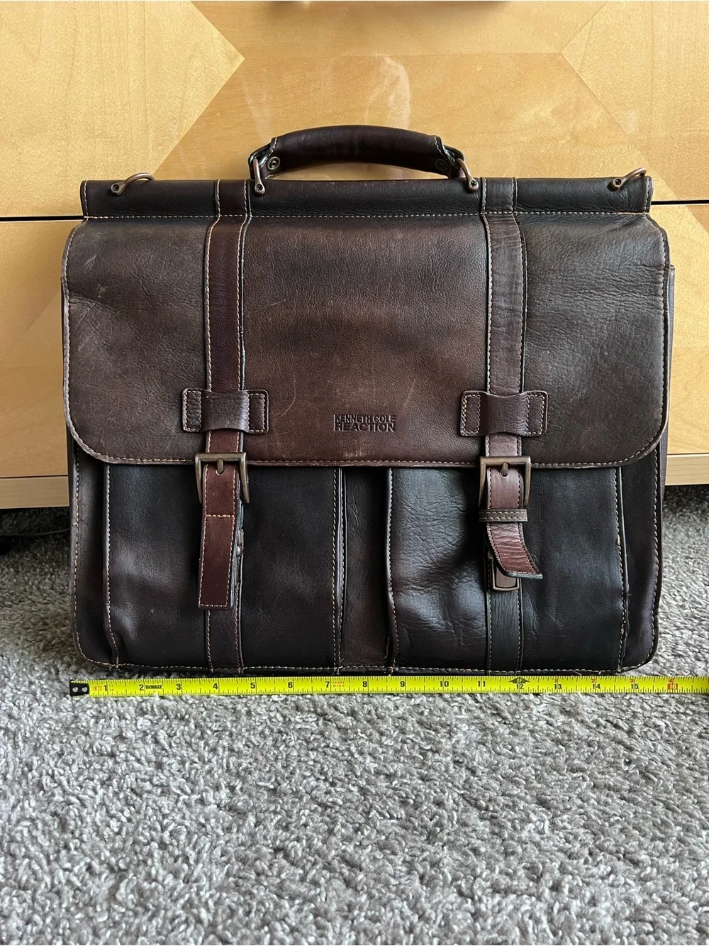 Kenneth Cole Reaction doesn good pocket