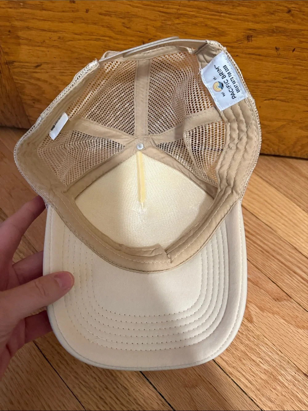 N/A casual white