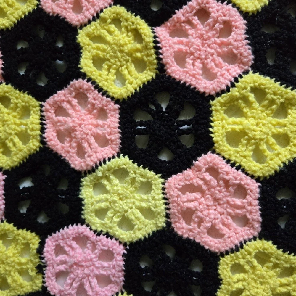 African Flower Motif Granny Square Afghan Blanket Handmade Crochet 60x46 Hexagon