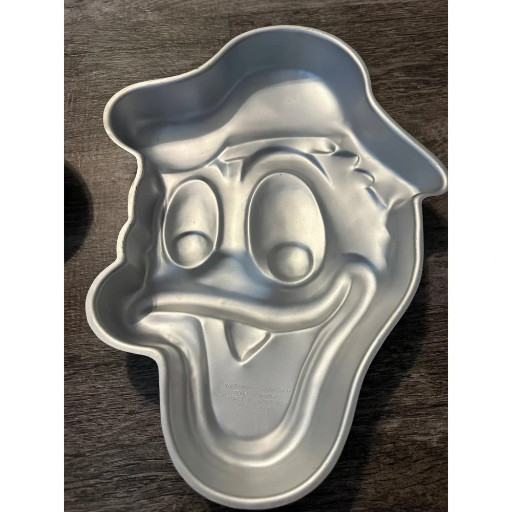 Wilton vintage donald
