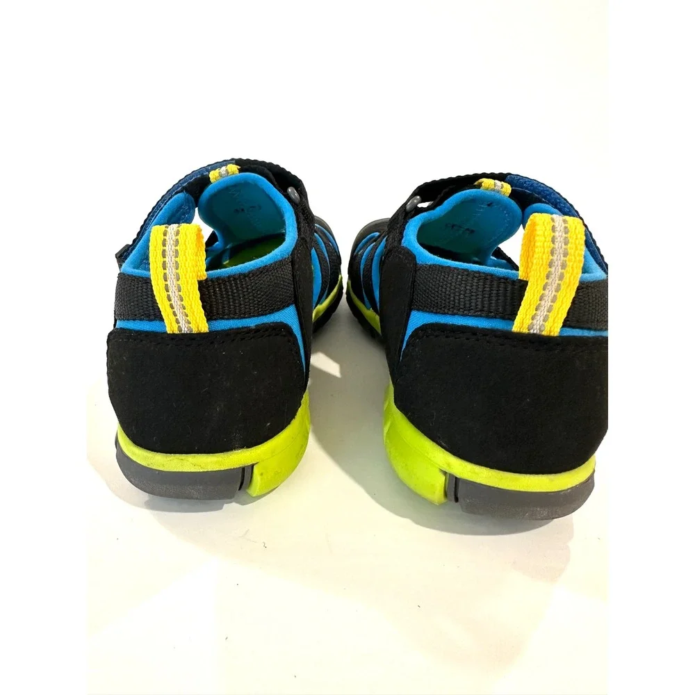 KEEN‎ Seacamp II CNX Water Sandals Black Blue Yellow Kids 5 / Women's 6.5-7