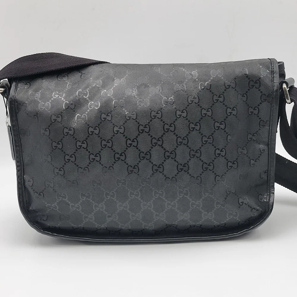 Gucci stylish versatile