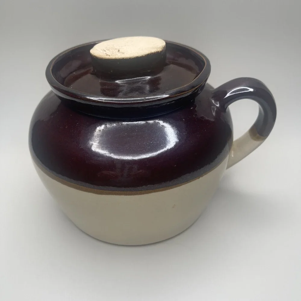 Vtg Clay Bean Pot Crock with Lid Handle‎ USA Brown Farmhouse Kitchen Pottery