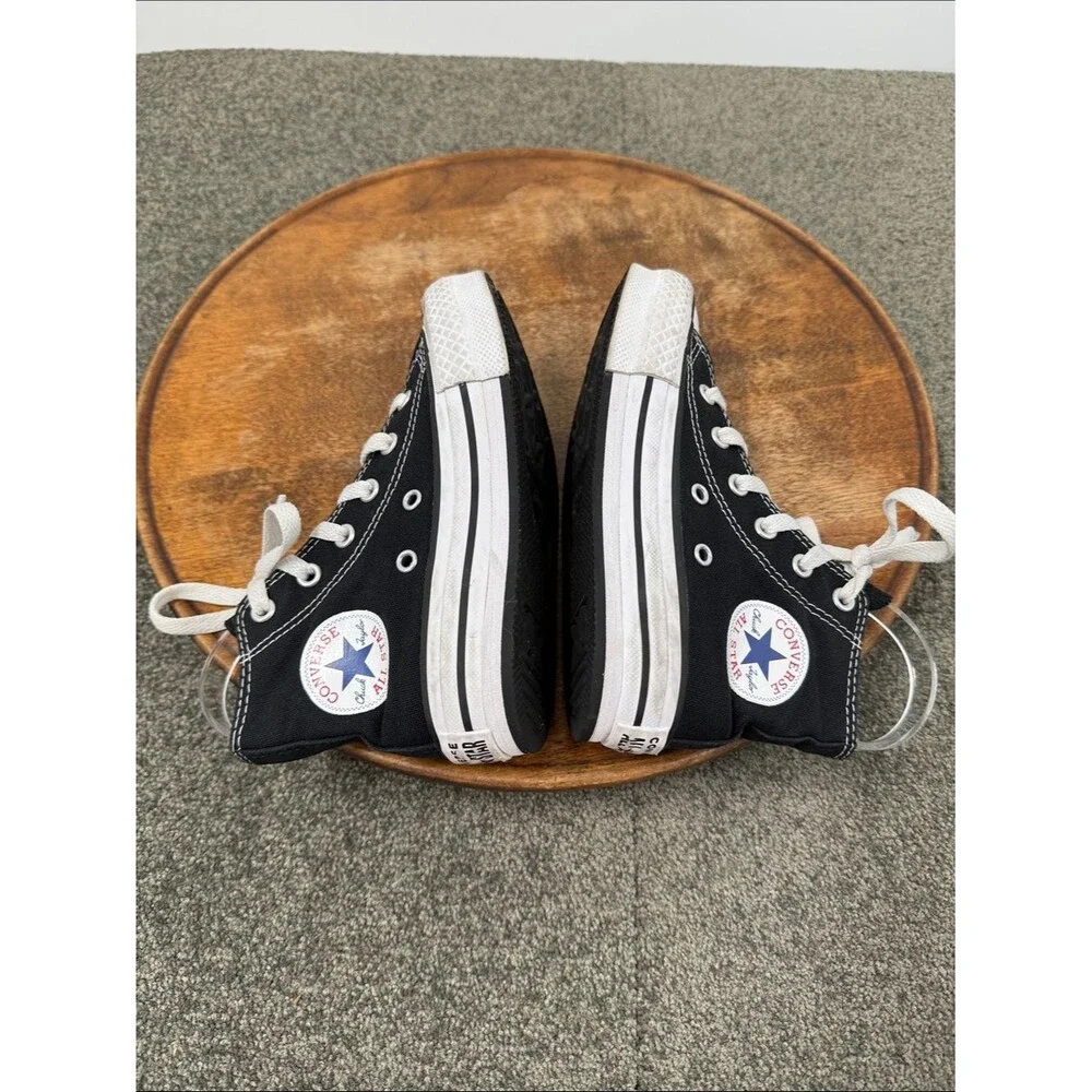 Converse shoes youth