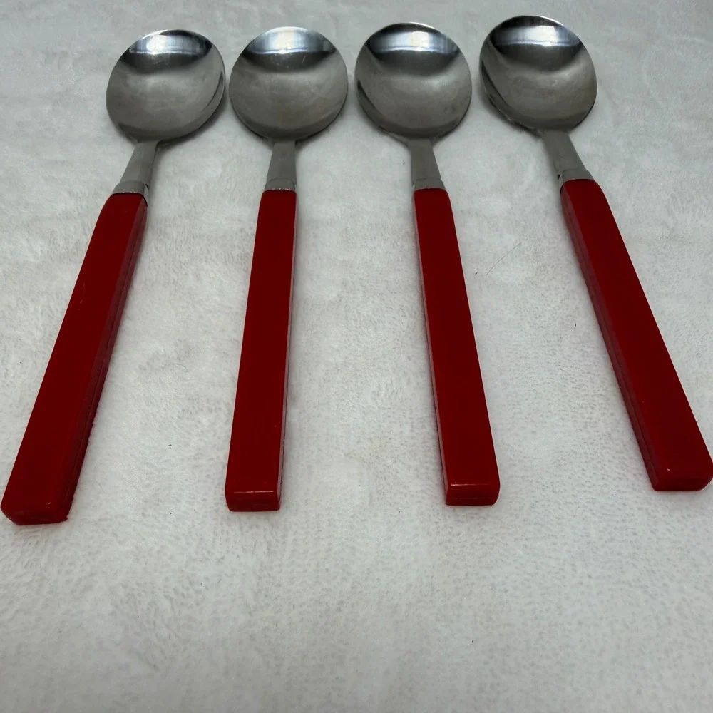 Vintage Red Bakelite Handle‎ Spoons Taiwan Set of 4 MCM 6.25 Inch