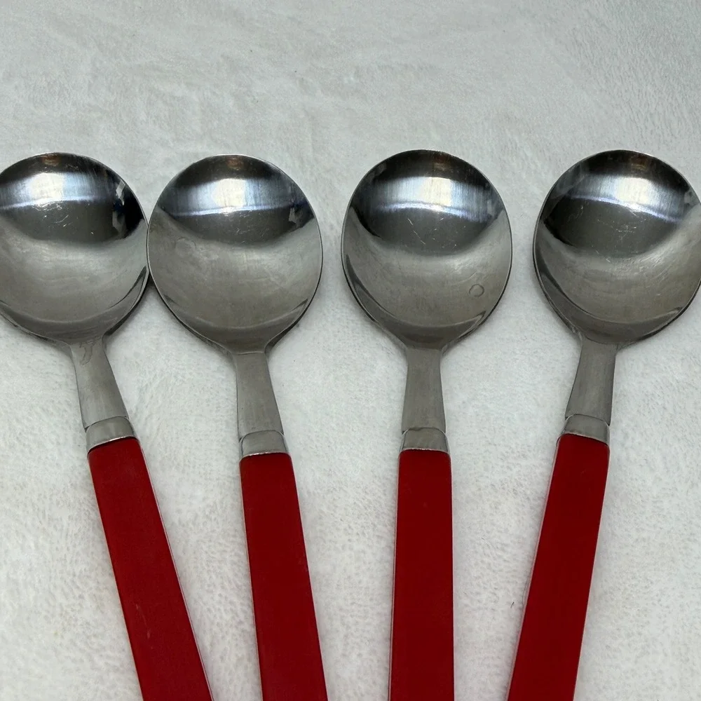 Vintage Red Bakelite Handle‎ Spoons Taiwan Set of 4 MCM 6.25 Inch