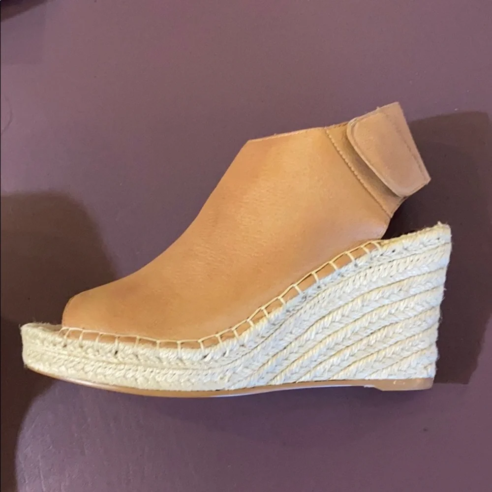 Steven By Steve Madden new without