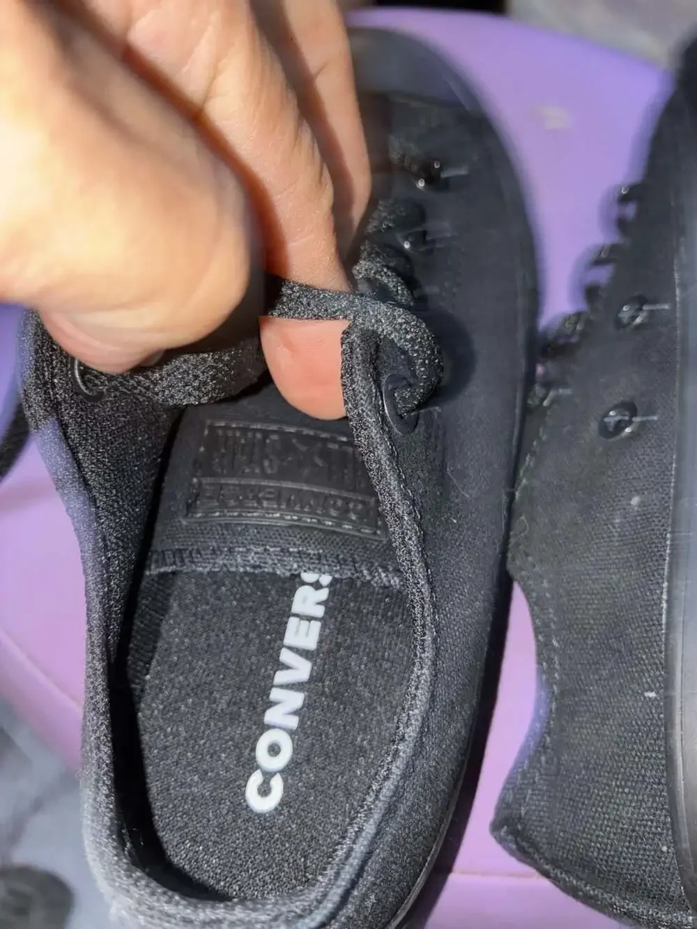 Converse monochromatic black