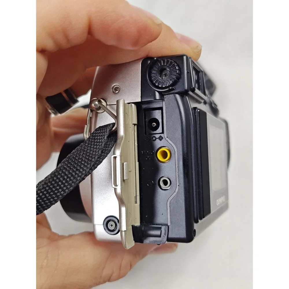 Olympus camedia 2020
