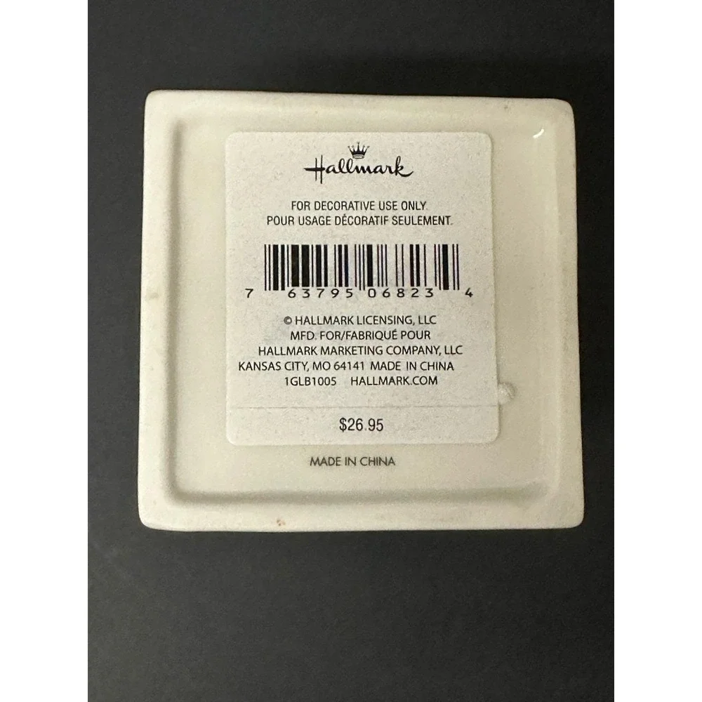 Hallmark description trinket
