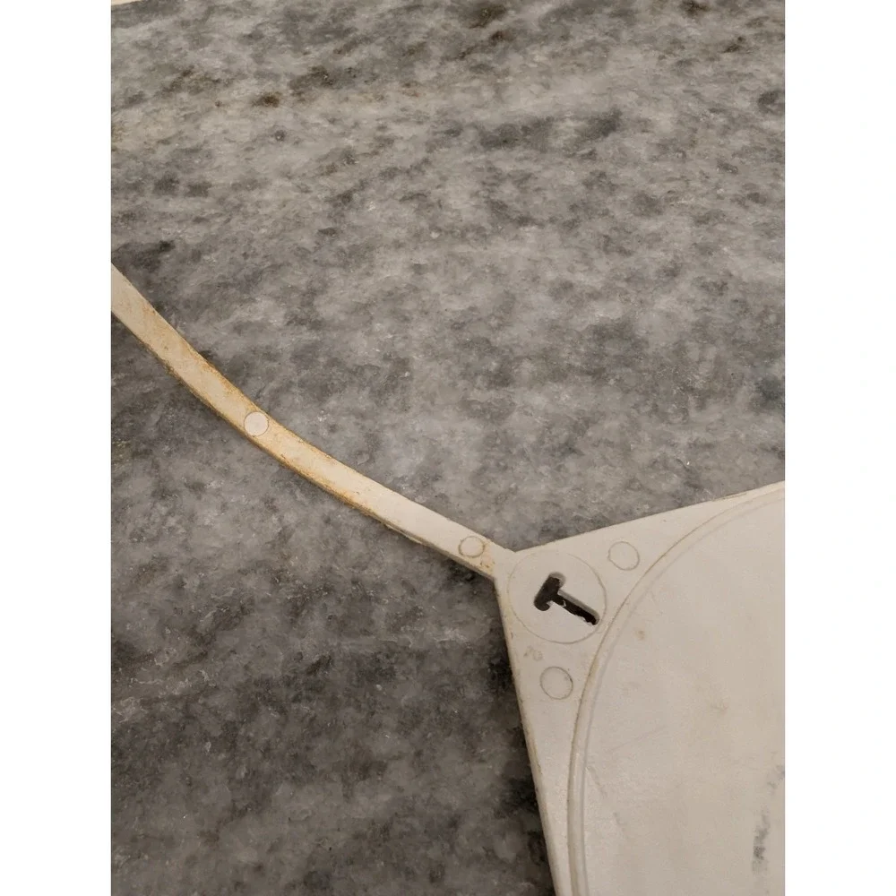 The Unbranded Brand vintage forsgate