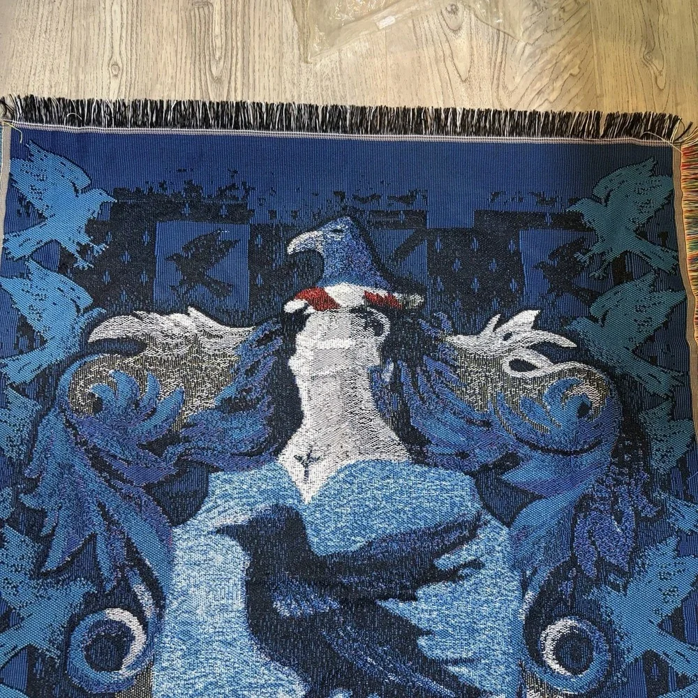 Harry Potter Ravenclaw Fringed Tapestry Jacquard 62 x‎ 50-inch Throw